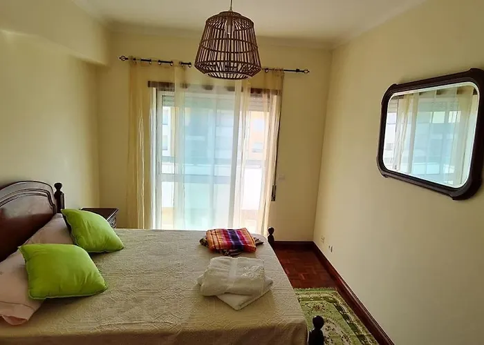 Lovely Modern Duplex 3 Bedroom Flat In Quiet Area Apartamento